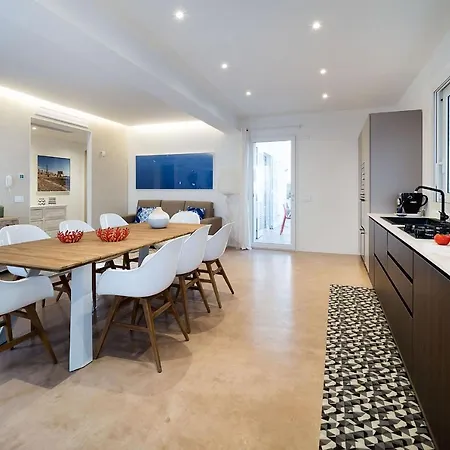 San Lorenzo - Palma *